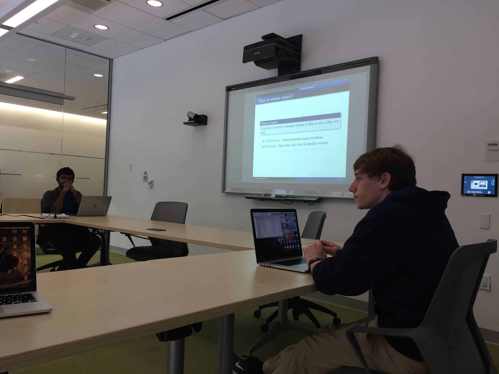 Additional photograph from the FDCL announcement: A Lab Seminar on Git and GitHub