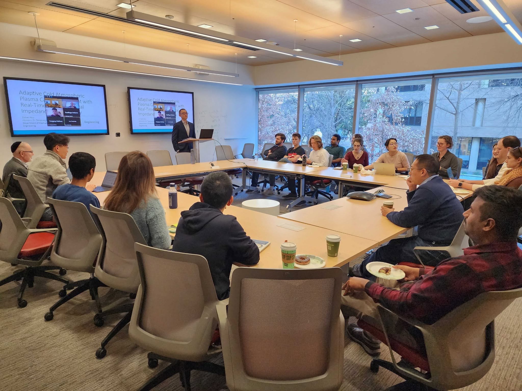Congratulations, Dr. Zichao Hou! — photograph 3