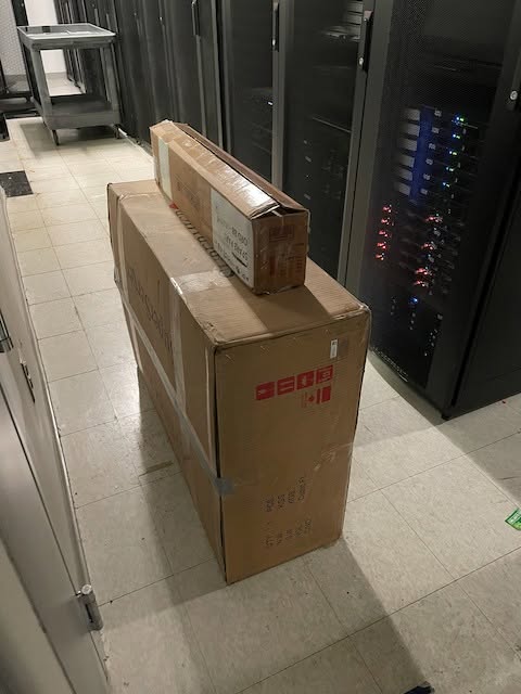 Photograph from the FDCL announcement: A New NVIDIA A100 GPU Server for FDCL
